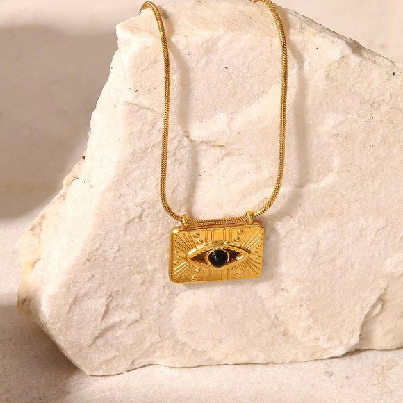 Remi Evil Eye Necklace - Picture 3 of 8